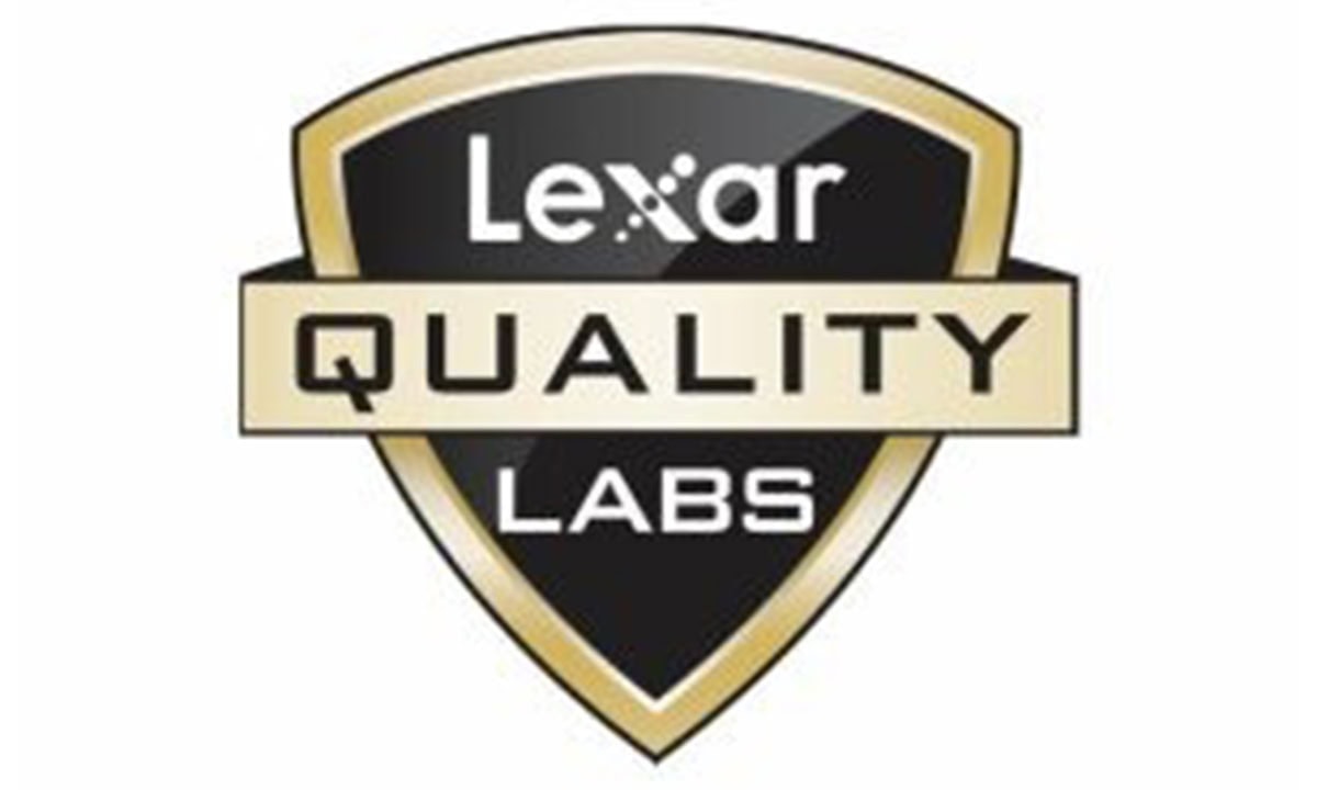 Hoge kwaliteit Lexar Ares RGB 32GB DDR5 geheugenmodule met zwart heatsink, geschikt voor gaming en high-performance systemen.